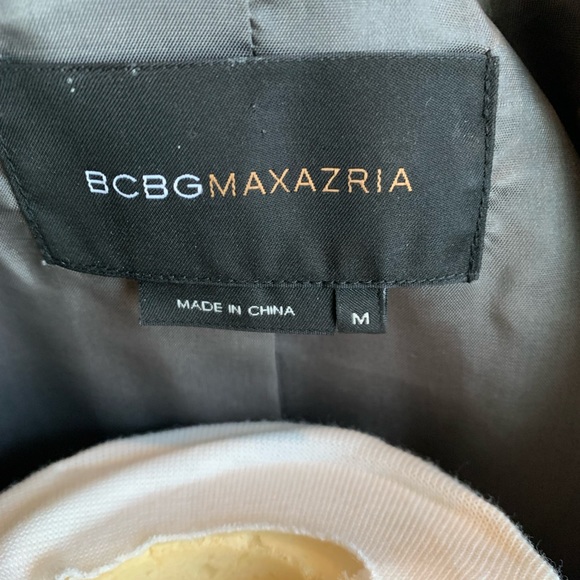 BCBG Maxazria cap sleeve “coco” suit - Picture 7 of 12